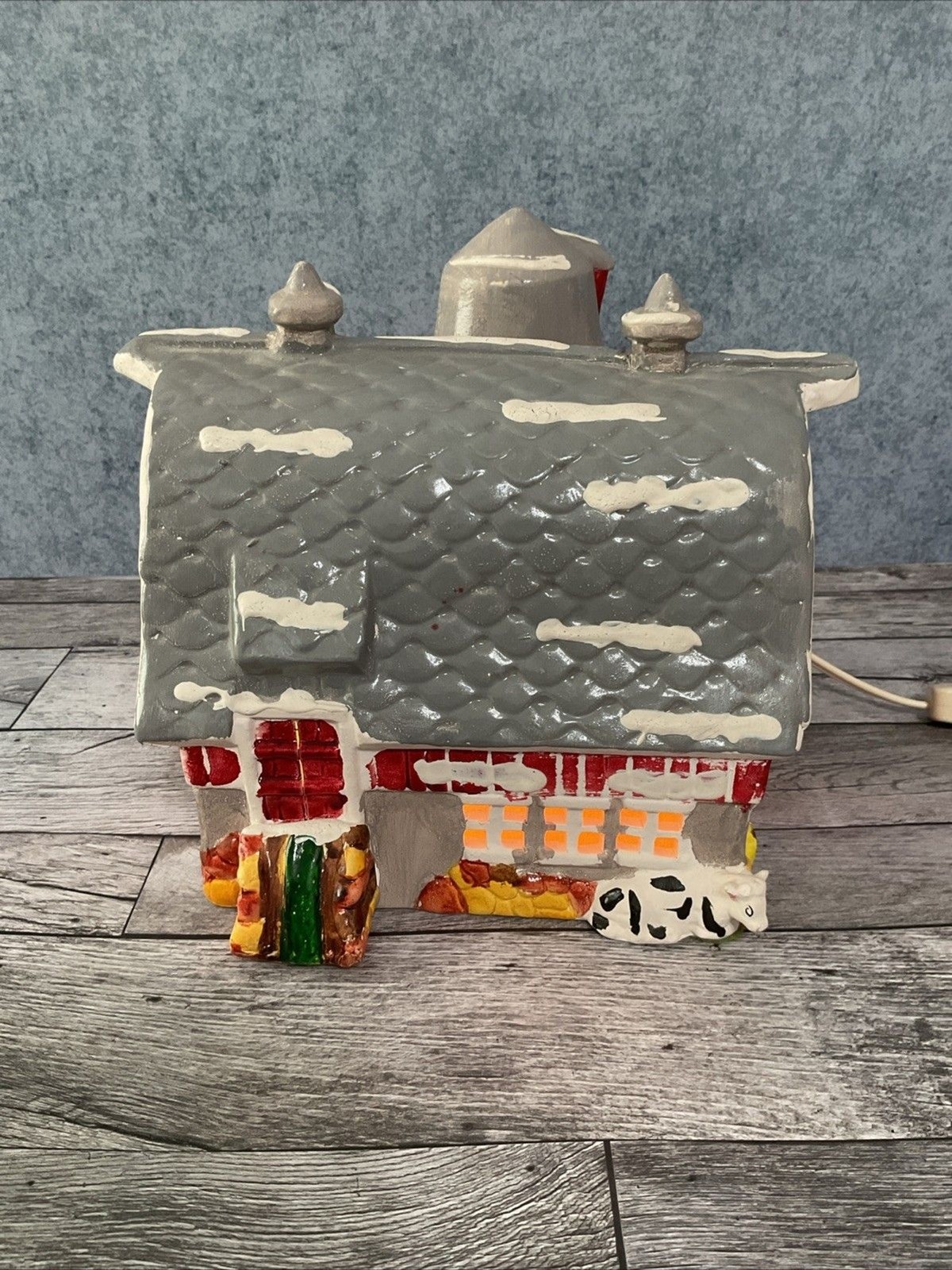 Vintage Department 56 Snow Village Red Barn & Silo.Snowhouse Series no box