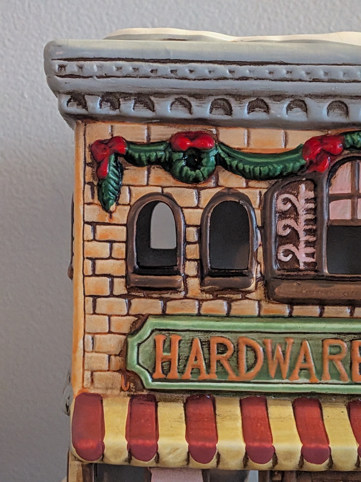 Lefton Colonial Village Hardware Store 1989 Vintage Christmas Building 07340
