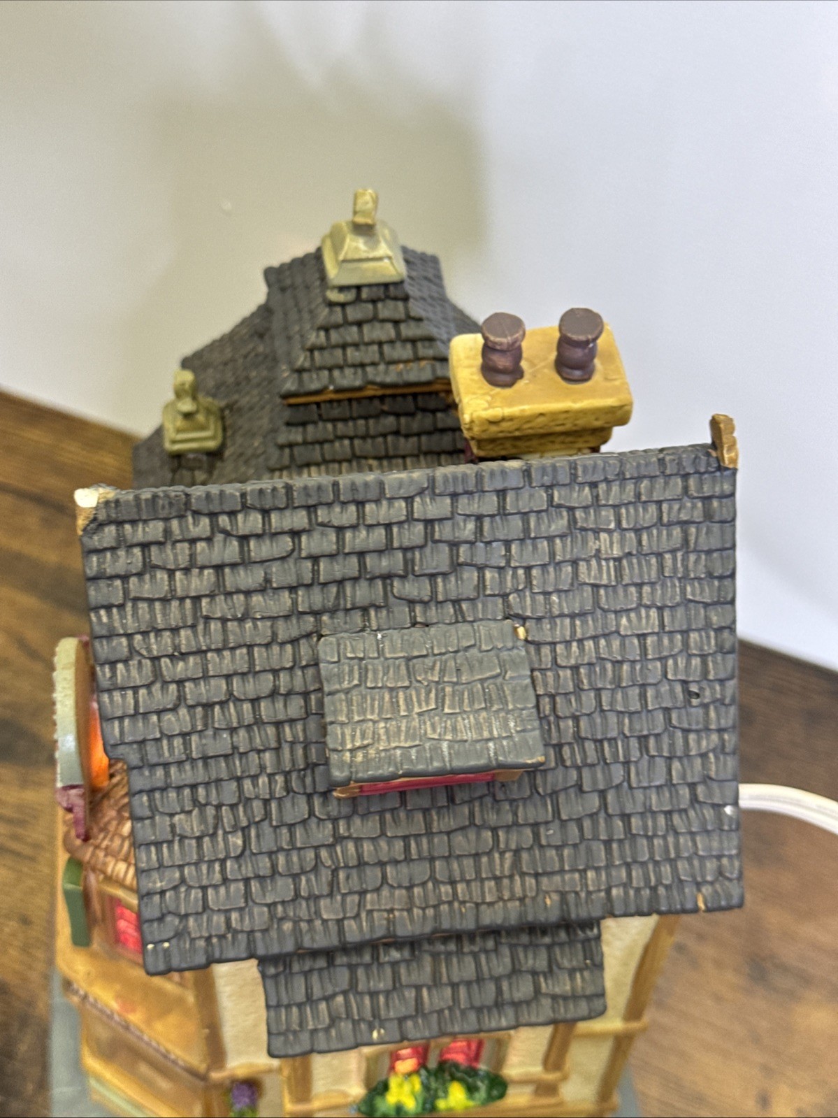 2009 LEMAX CADDINGTON VILLAGE 95815 “YE OLDE CHEESE & WINE SHOPPE SHOPPE” READ