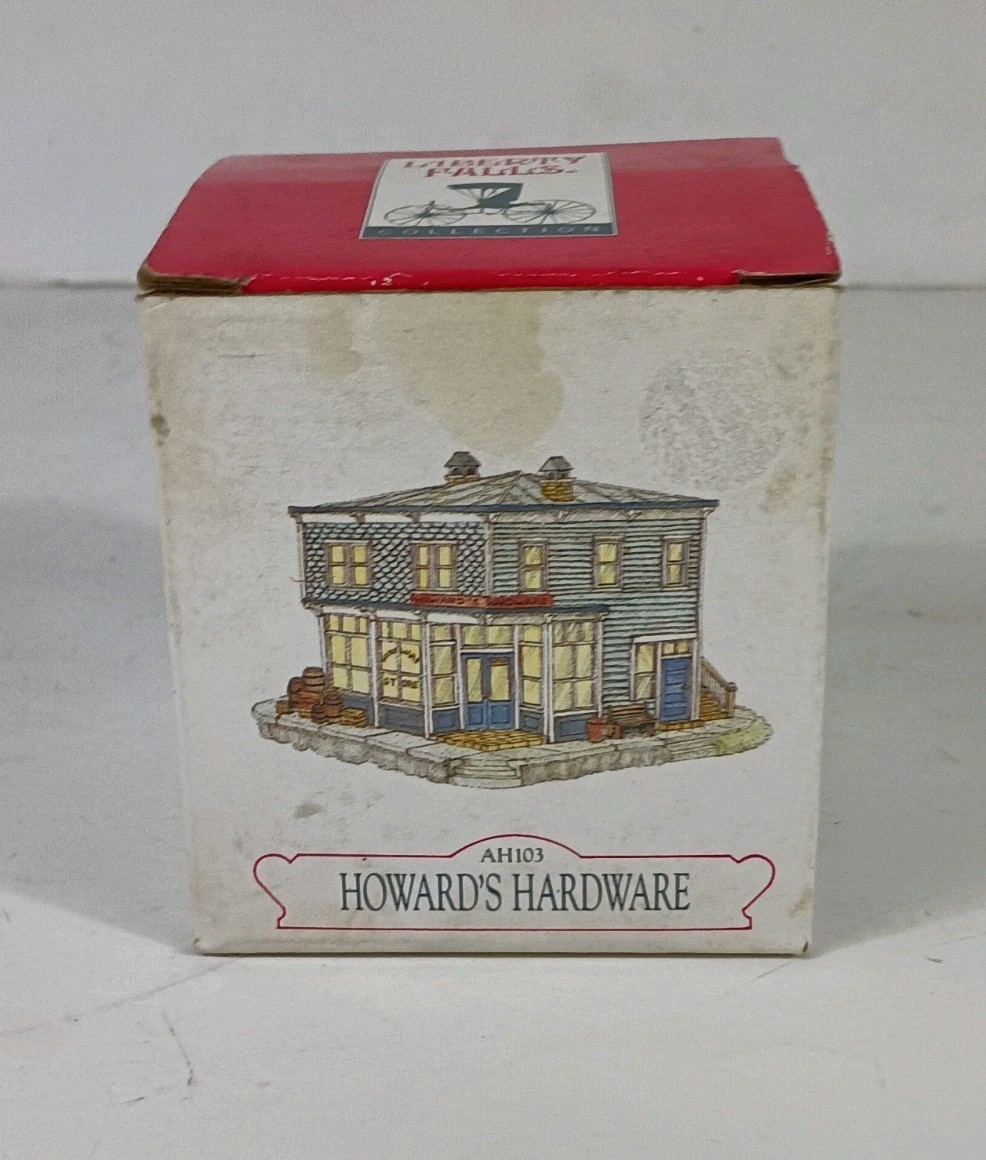Liberty Falls Collection AH103 Howard’s Hardware House With Box – Vintage