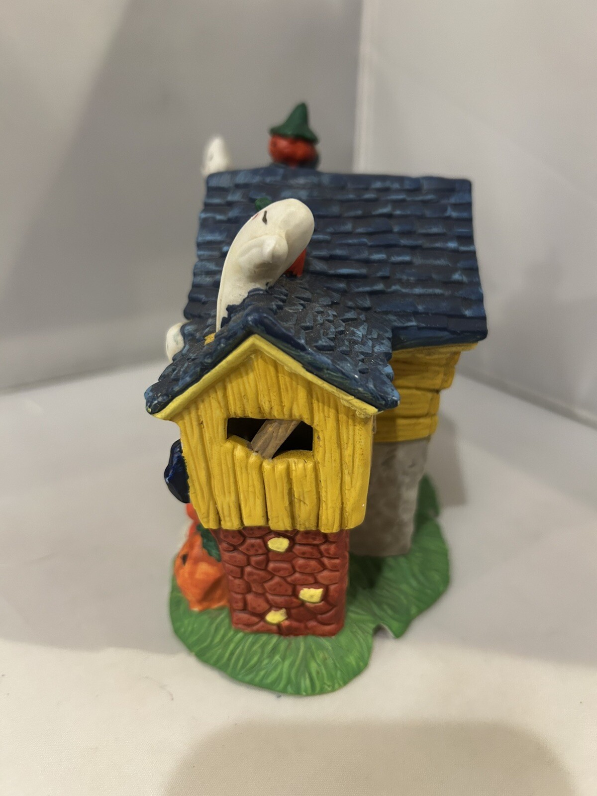 Vintage 2000 Spooky Hollow Lighted Porcelain Shop Of Horrors w/ box No Cord