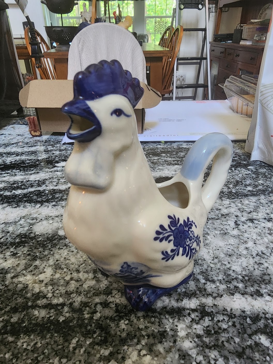 Delft Blue Holland – Chicken Creamer