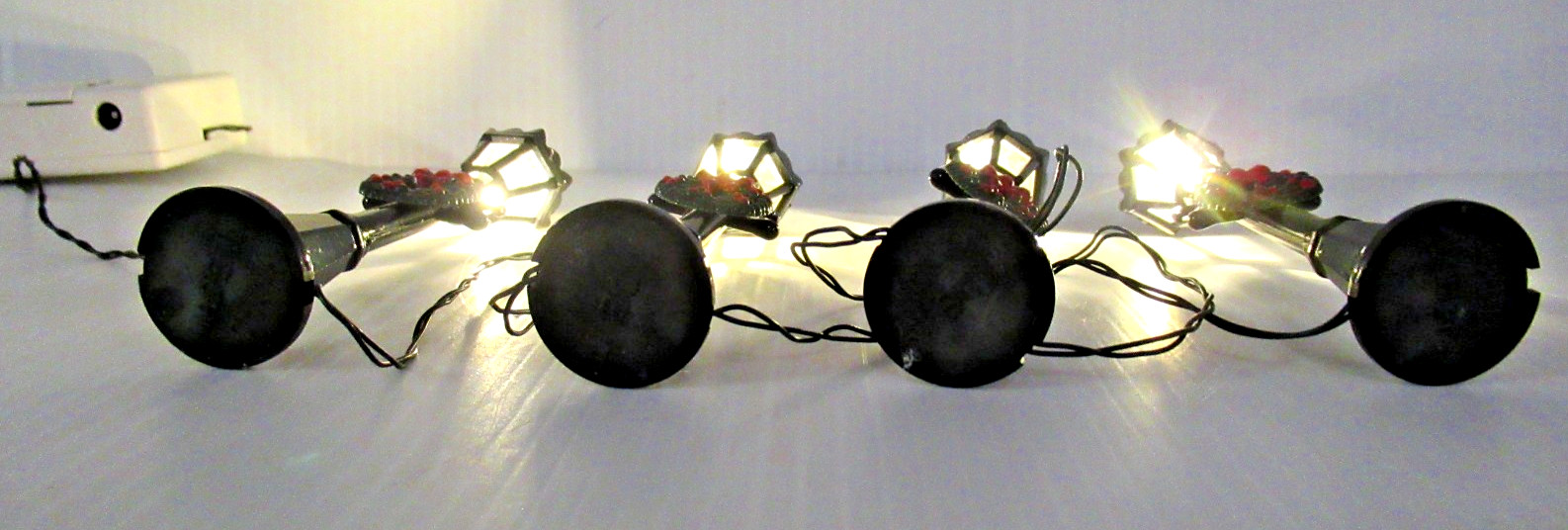 ENCHANTED FOREST “STREET LAMPS” ~(SET OF 4)~ ** LED LIGHTS / BATTERY OPERATED **