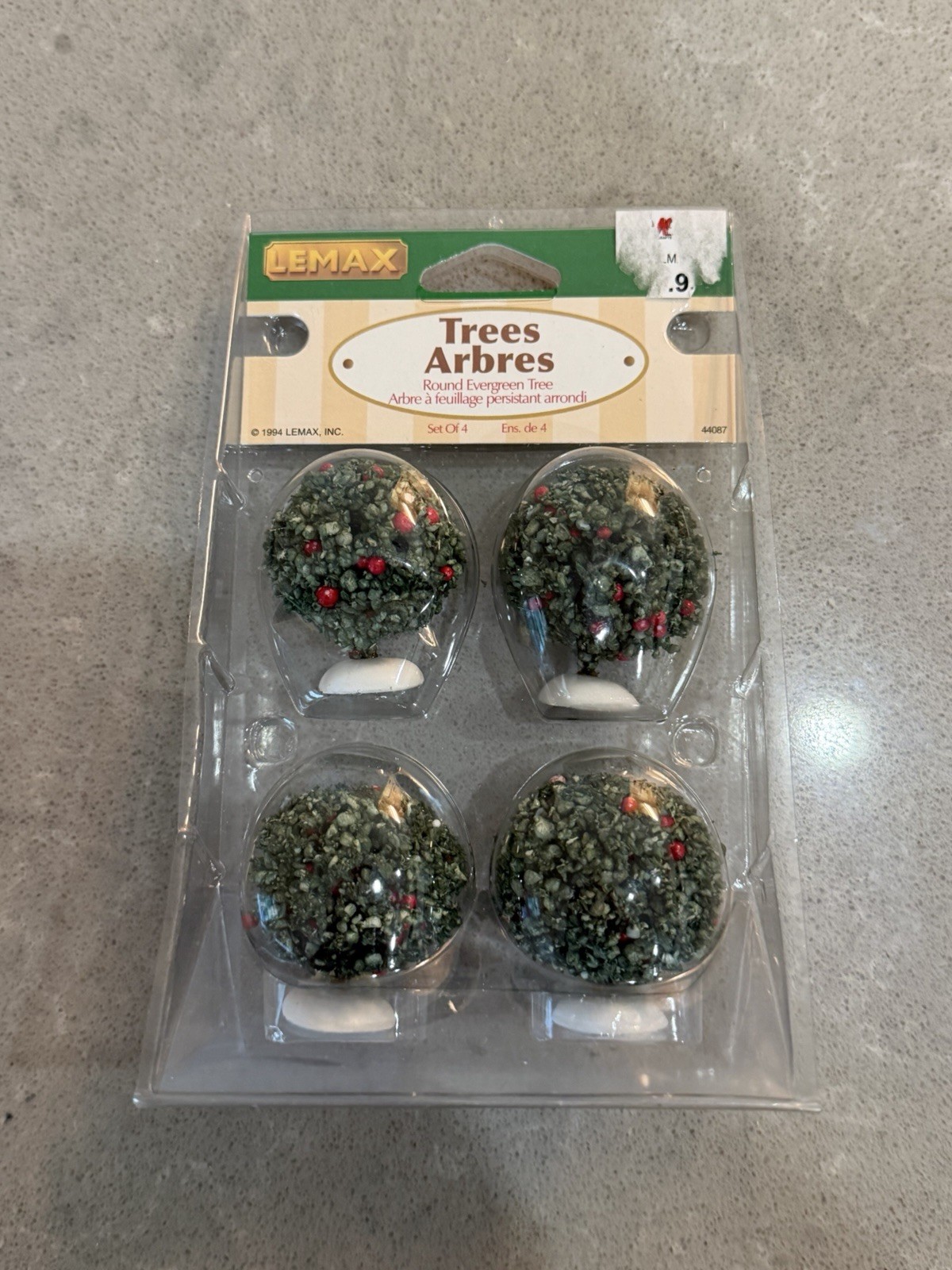 Lemax Village ROUND EVERGREEN TREES Set of 4 Figurine Christmas Set 1994 44087