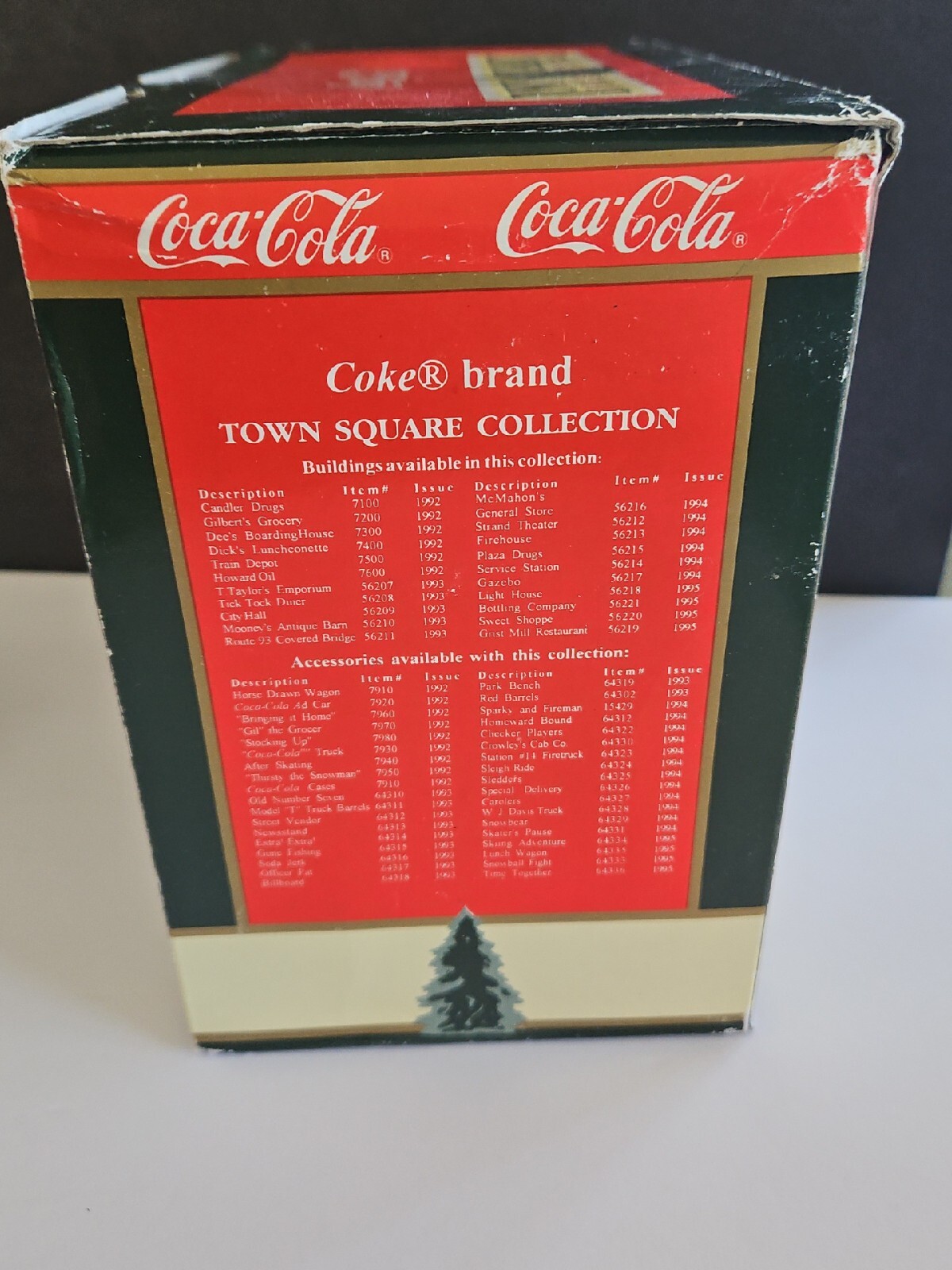 COCA-COLA 1995 TOWN SQUARE COLLECTION COCA-COLA BOTTLING COMPANY ADORABLE ITEM