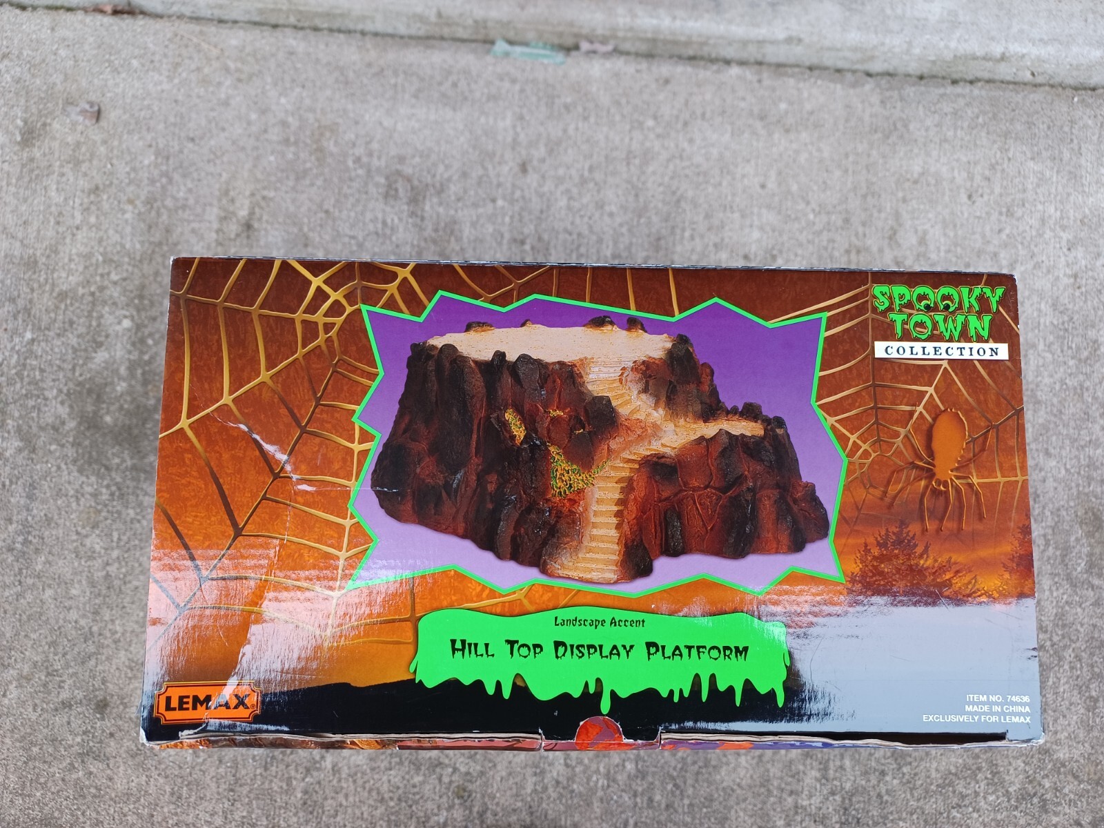 Lemax Spooky Town Halloween Hill Top Display Platform 74636 Retired 2007 DAMAGED
