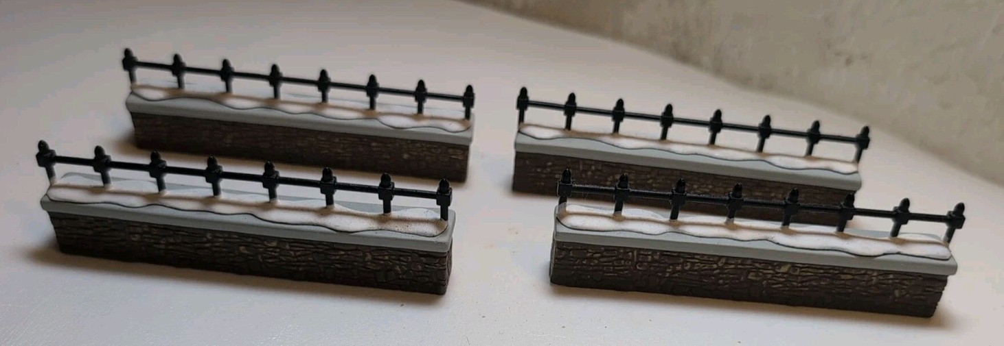 Dept 56 Churchyard Fence Extensions 5807-6 Retired Heritage Village EUC
