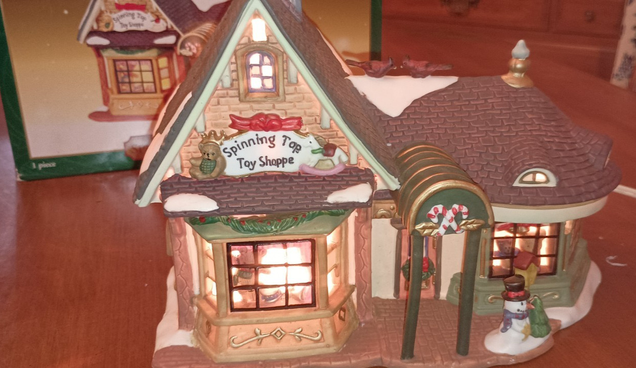 Santa’s Workbench Victorian Series Spinning Top Toy Shoppe 2001 Christmas EUC