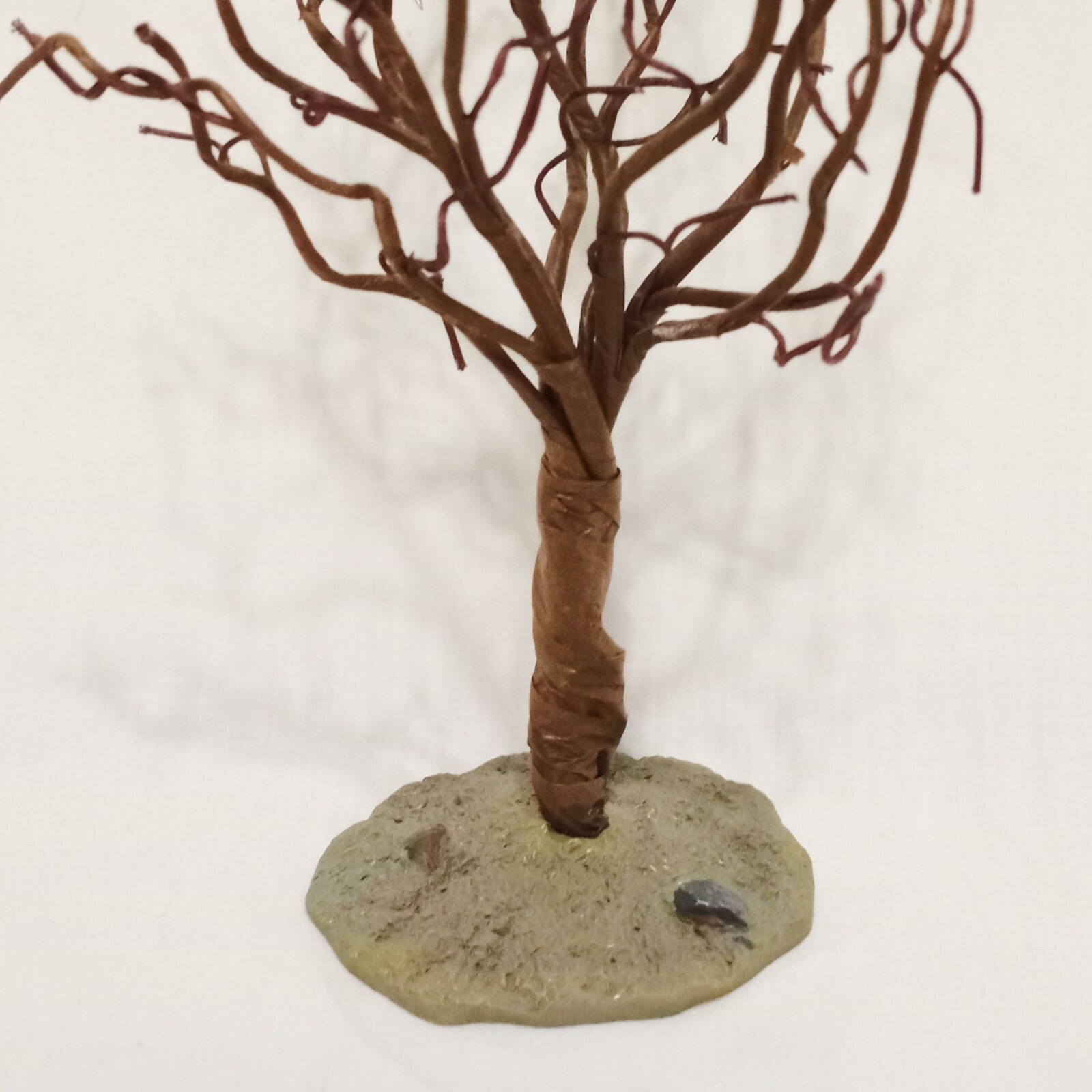 LEMAX Christmas Village Landscapes Large Fall Tree No Leaves Brown 6″
