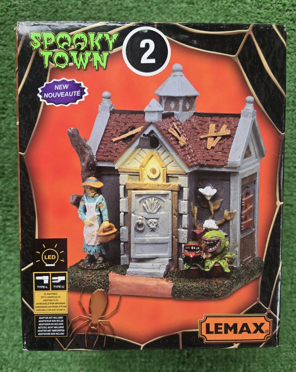 Lemax Spooky Town Resin House LED Lighted Halloween Village Building, Boxed