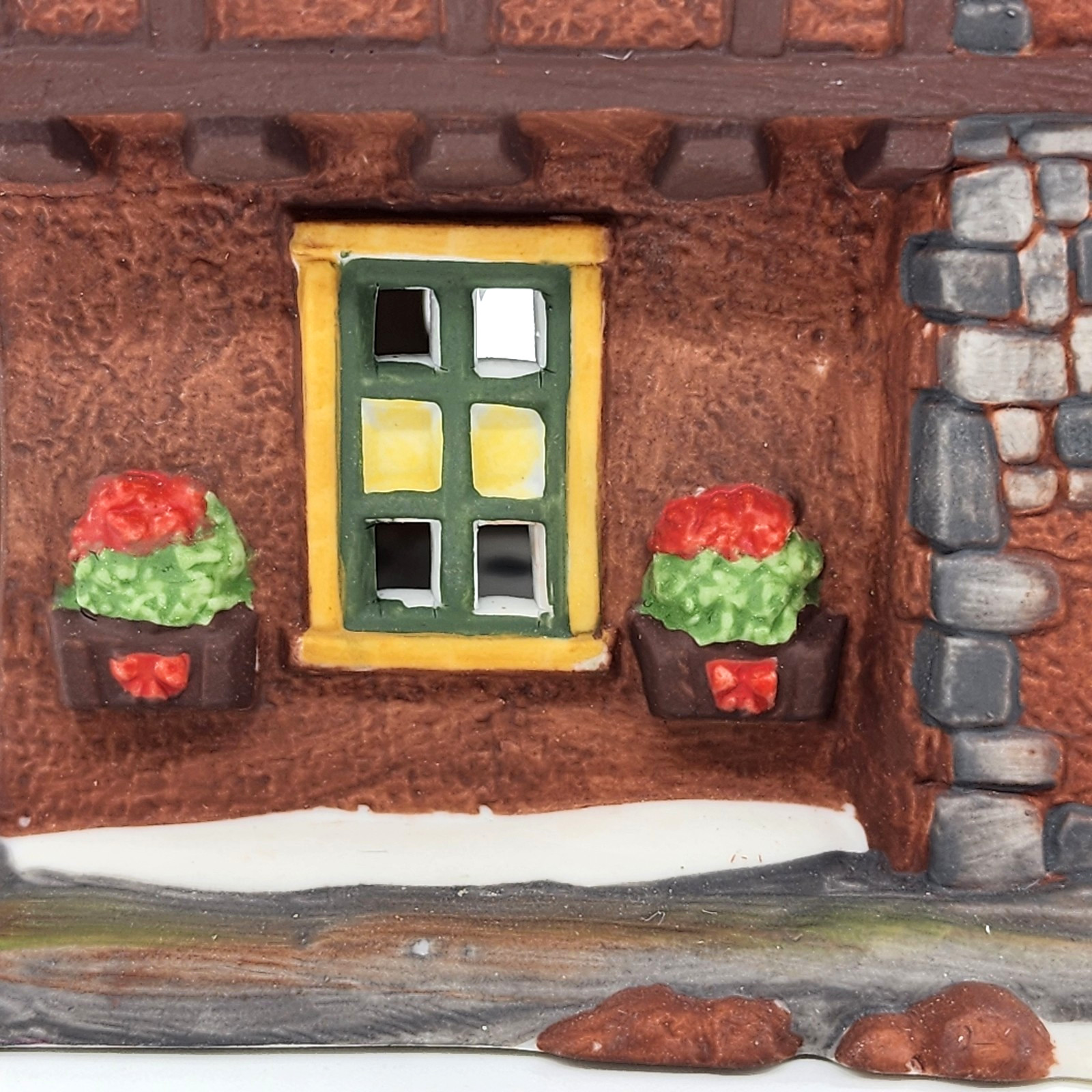 Dept 56 Dickens Village BROWNING COTTAGE 58246 interesting roof cute cottage