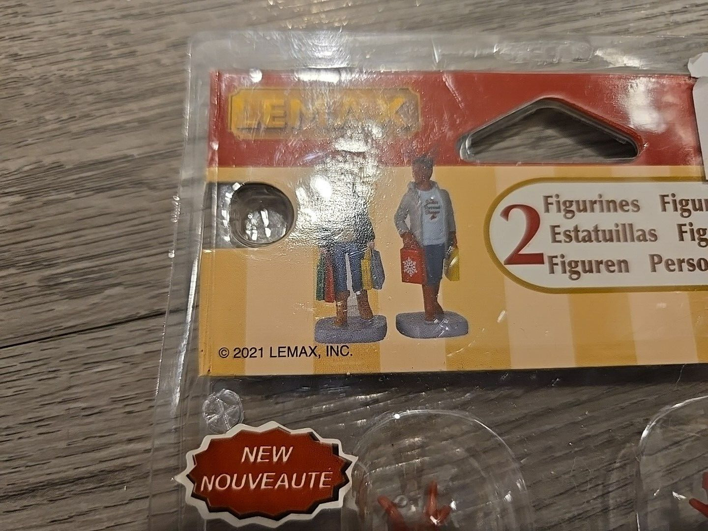 NEW 2021 Lemax 2 figure Shoppers Mall People Christmas Cardio Village Collection