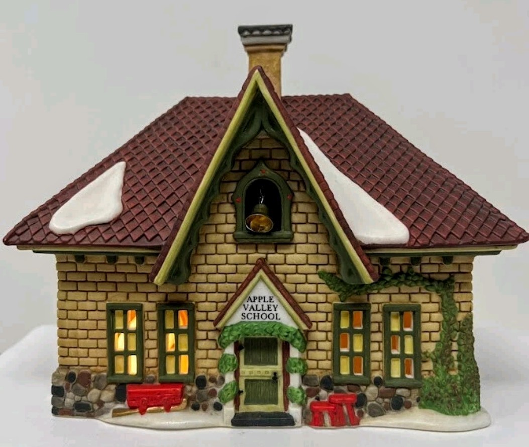 Department 56 “Apple Valley School”
