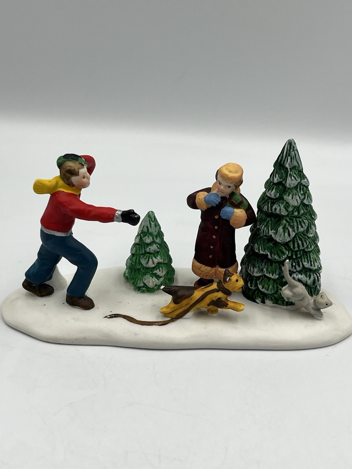 1998 Lemax Village Rovers Loose Christmas House Accessory 83259 Runaway Dog