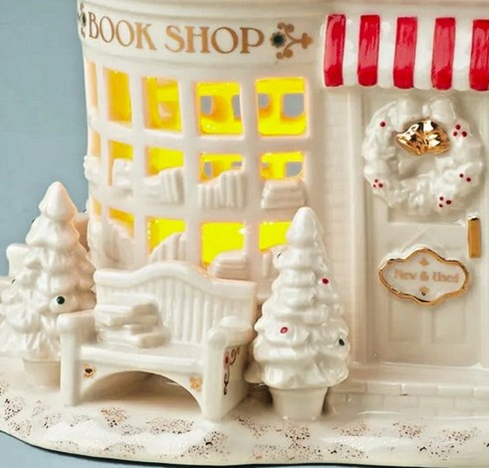 Lenox Mistletoe Park Lit BOOK SHOP Village Treasures Figurine NEW Boxed