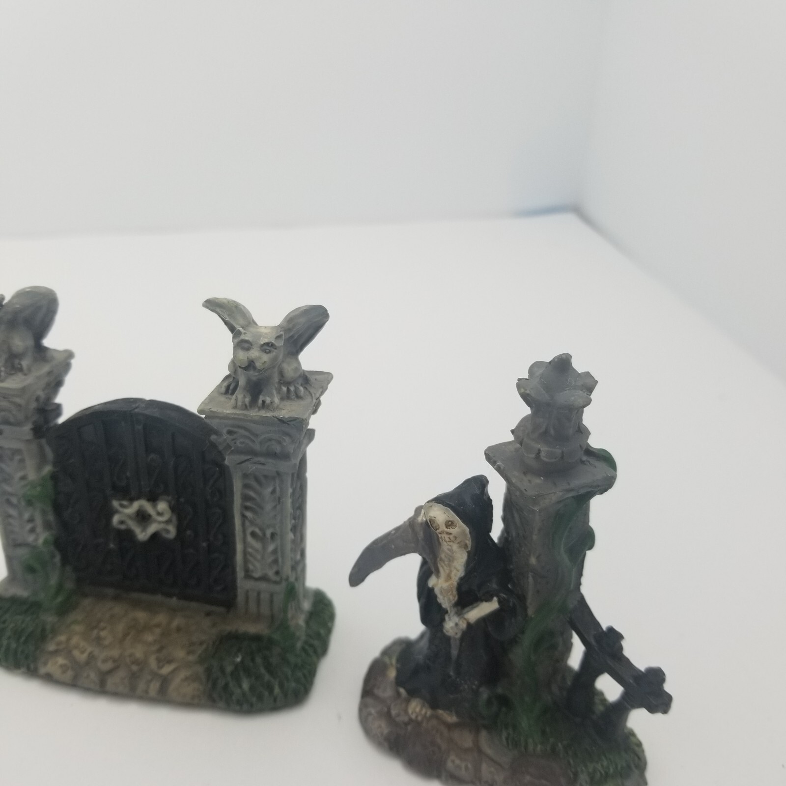 Halloween Cemetery Graveyard Table Top Accessories