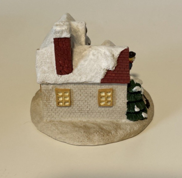 VTG 1992 Crystal Falls Village Richmond Cottage Miniature Christmas Resin Figure