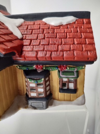 Vintage ’91 It’s a Wonderful Life Martini’s Bar Bedford Falls Lighted HTF RSVP