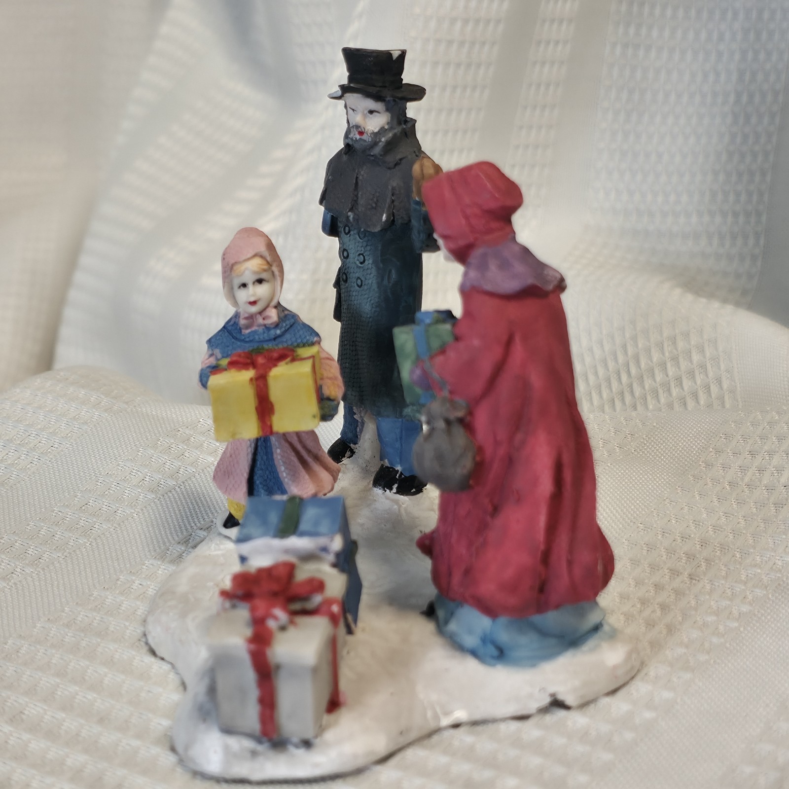 Trim A Home Christmas Village Scene Dog & Family w/ Gifts Hand Painted