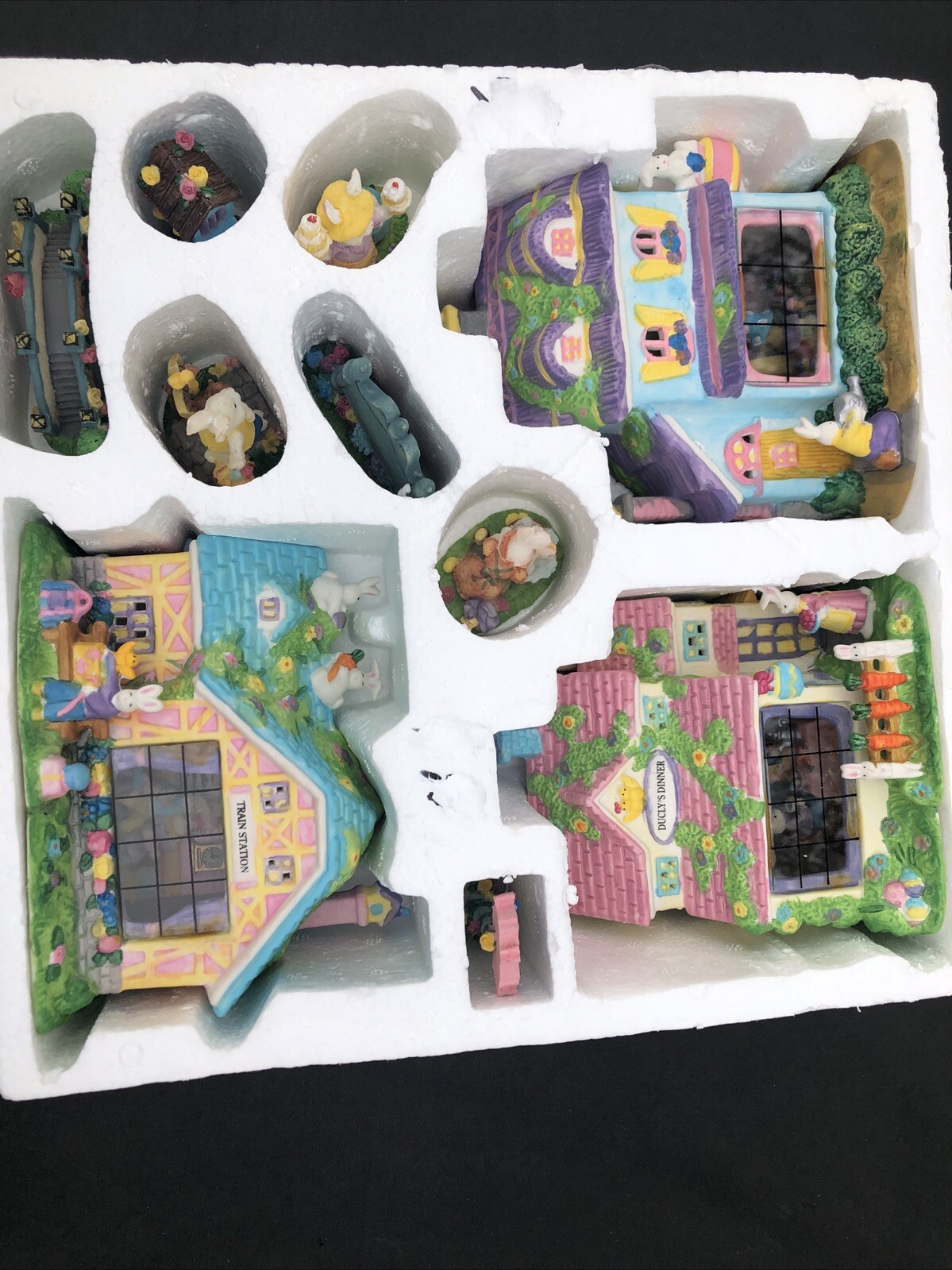 VTG Easter Village Town House Ceramic Building & Box 10 Piece Bunny No Cords