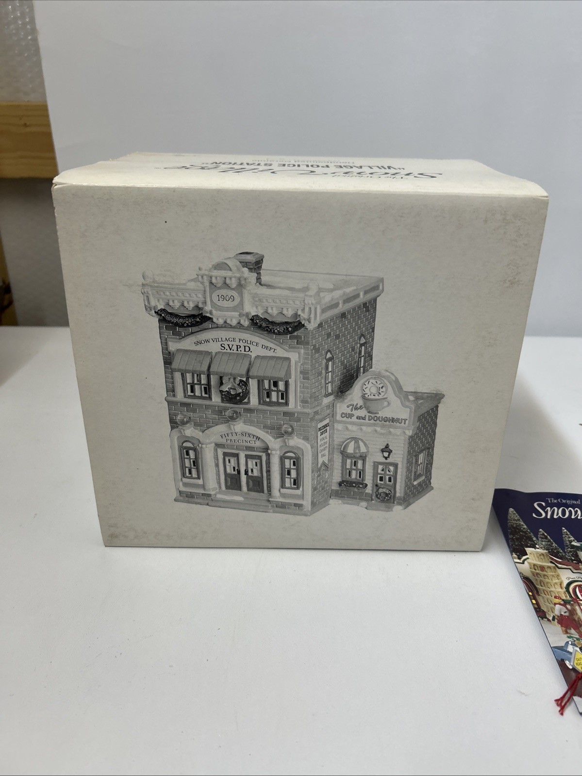 1995 Snow Village Police Station, 56th Precinct, Department 56 Retired Vintage