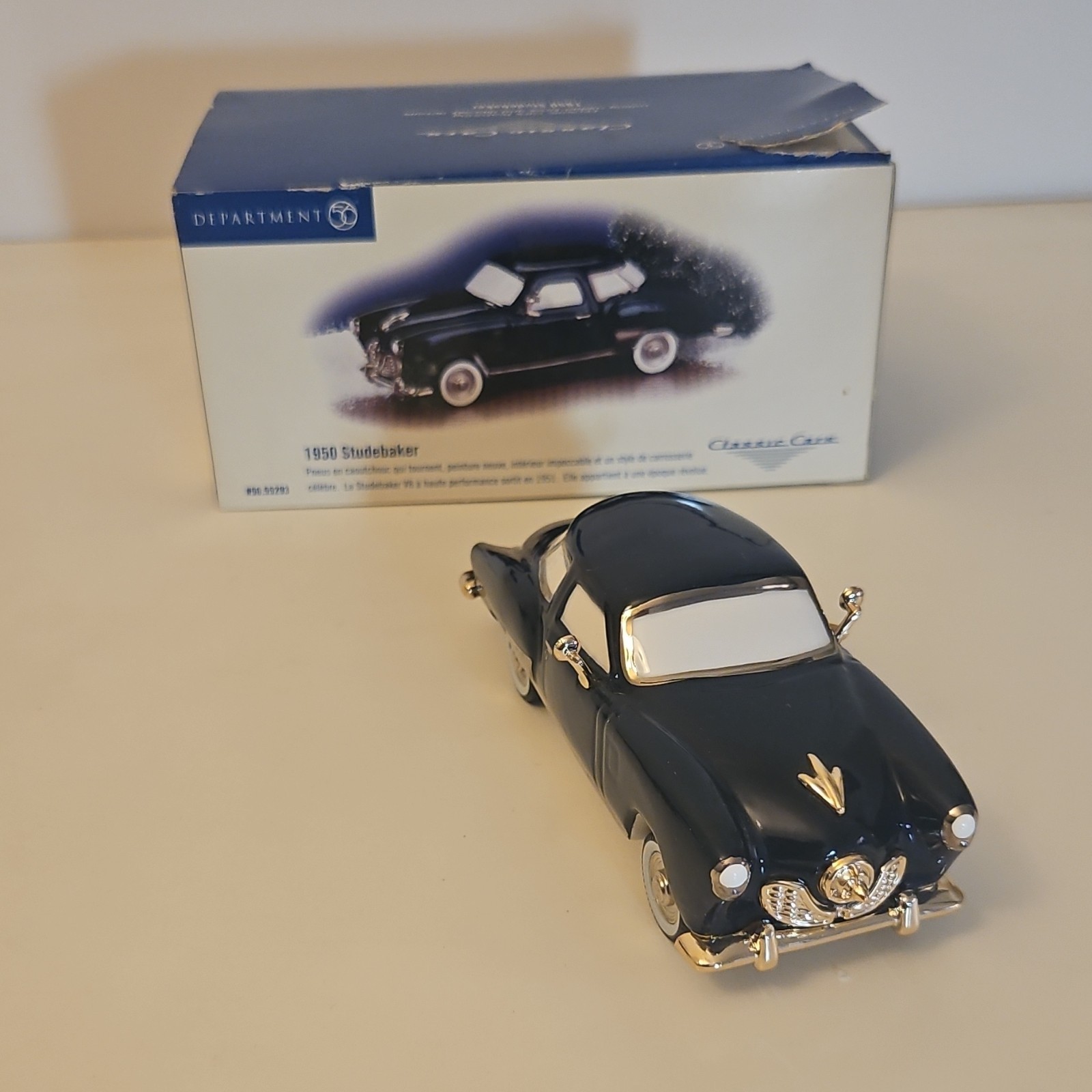 Department 56 Snow Village Classic Cars 1950 Studebaker Porcelain 2001