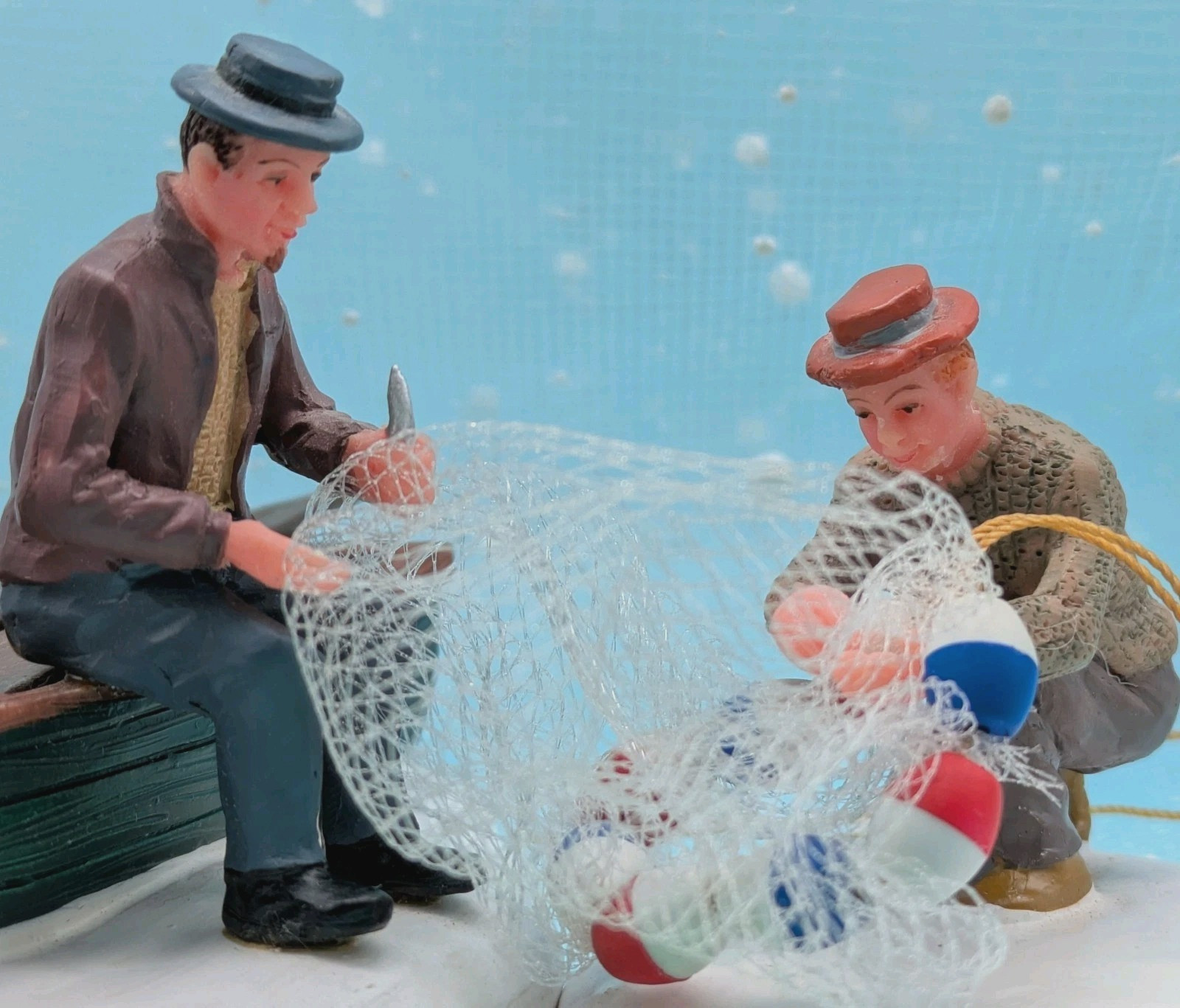 Lemax Mending Nets nautical fishman Christmas Village Figurines NO BOX INV63