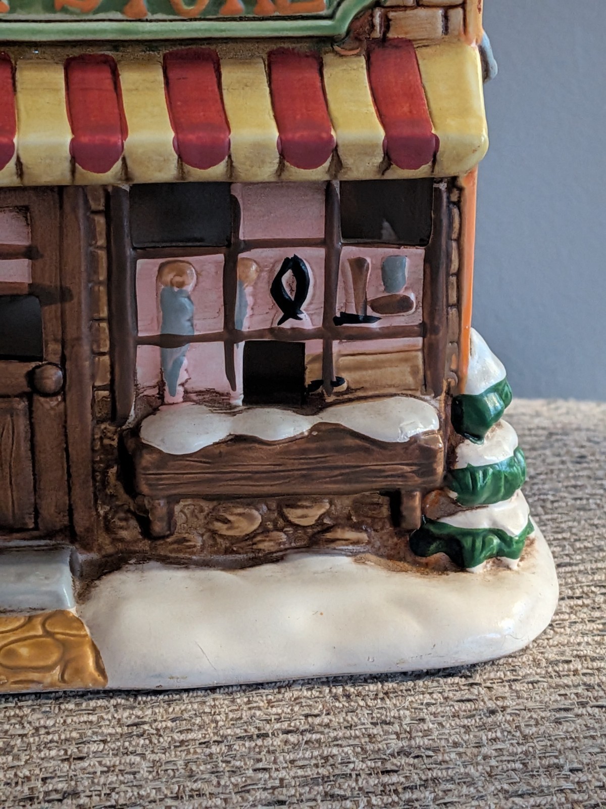 Lefton Colonial Village Hardware Store 1989 Vintage Christmas Building 07340