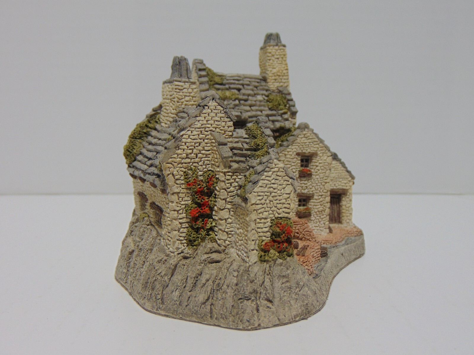 David Winter Cottages The Fishermans Wharf 1983 Box COA