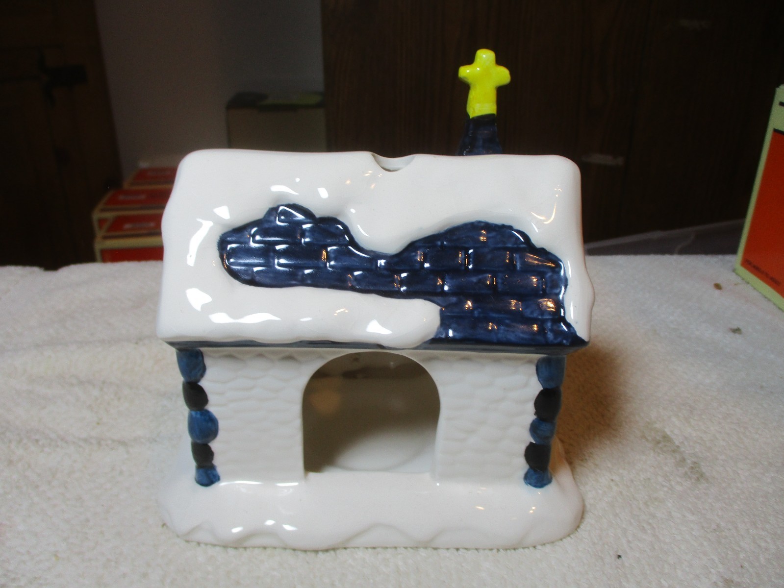 (3) Yuletide Christmas Ceramic Buildings (2) Churches #901A China W/Candles