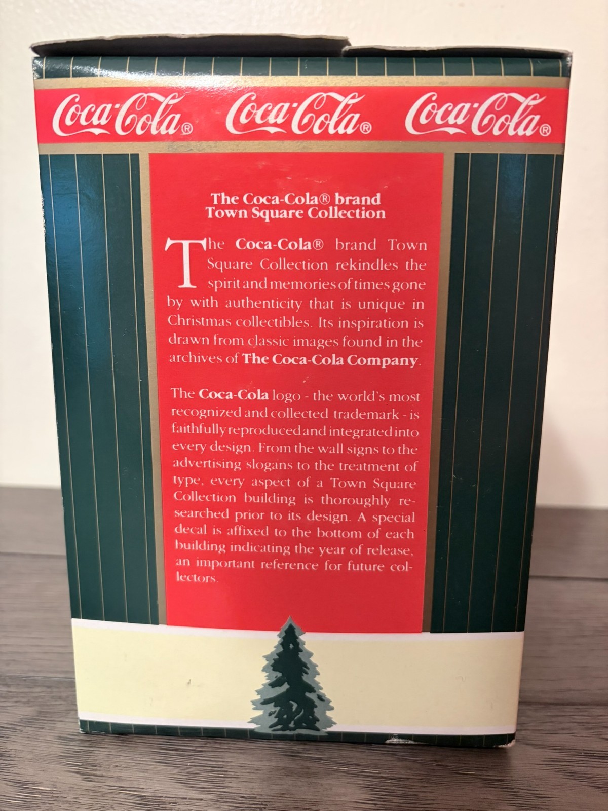 Vintage Collectors Coca-Cola Town Square Collection Walton’s 5 & 10 1996