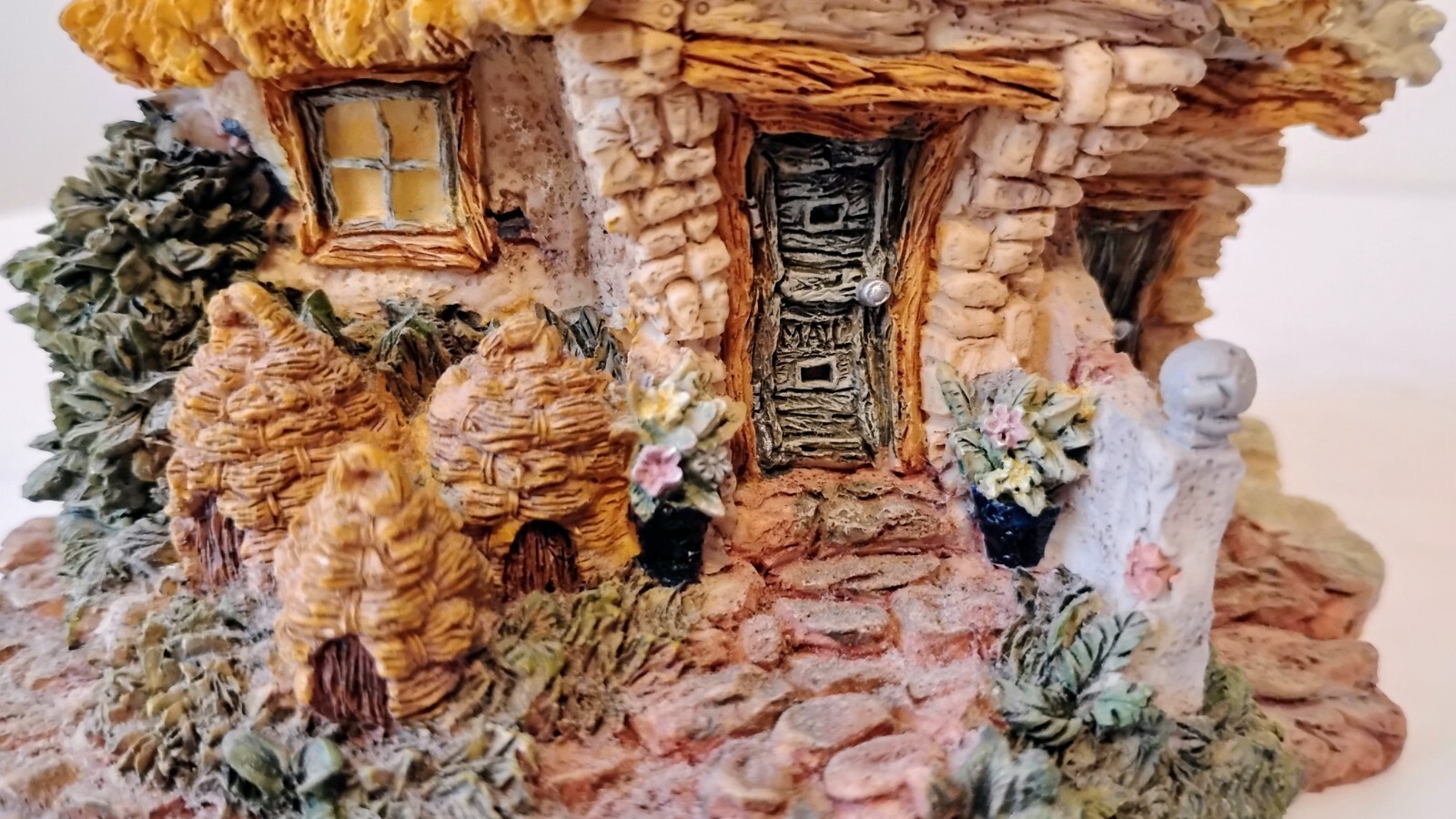 Boyds Bears Boyds Town Village #2 19002 Baileys Cozy Cottage-Vintage-MINT