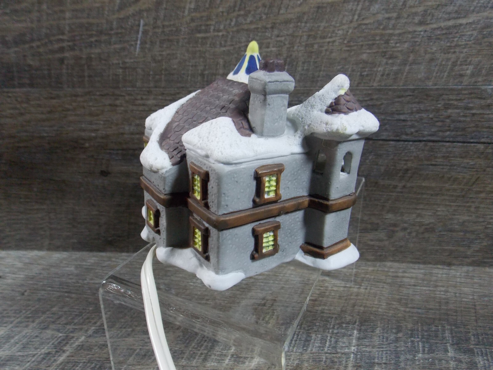 Porcelain Bisque Santa’s Village Lighted Toy Shop Hand Painted Vintage 1994