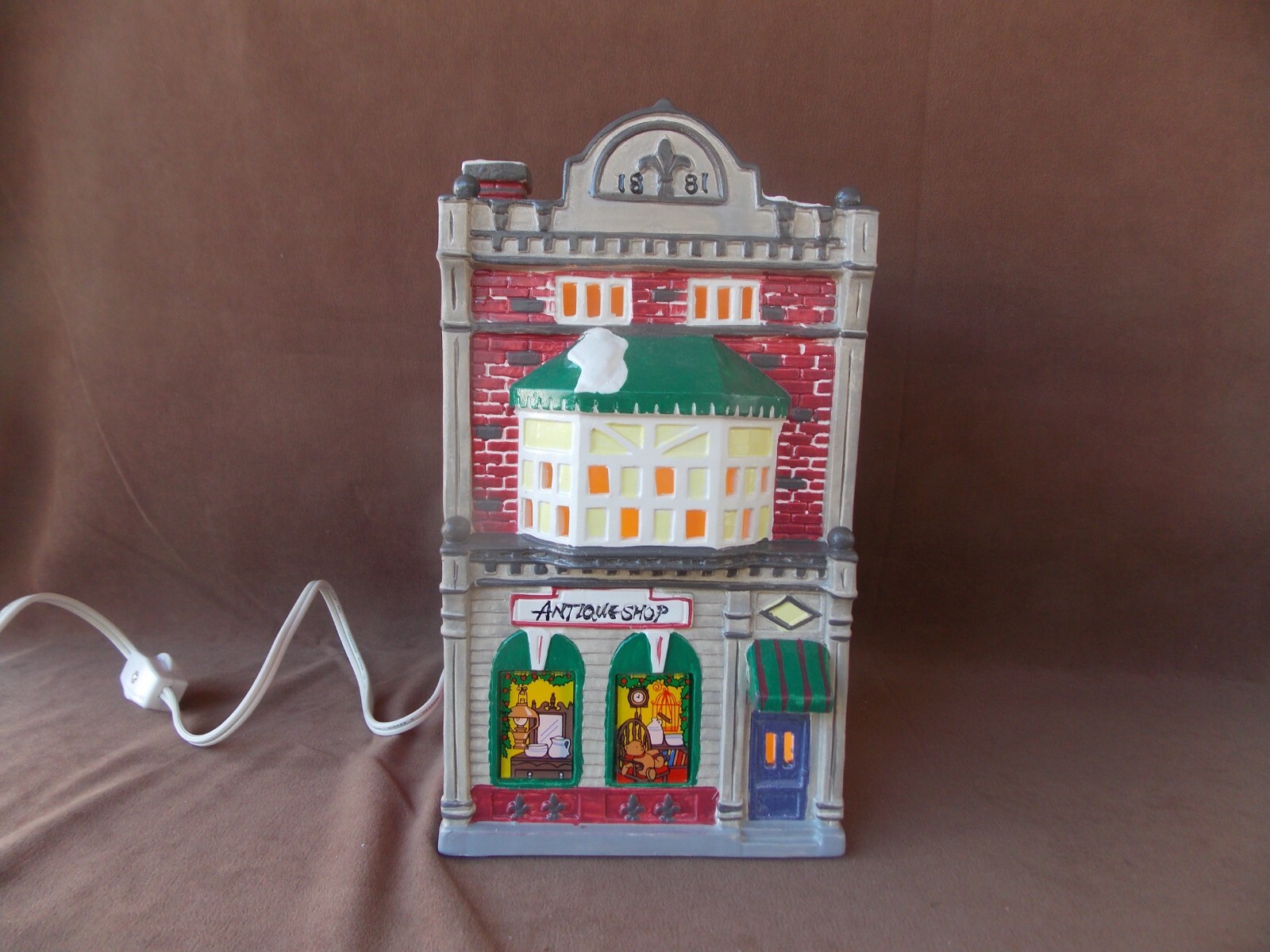 Antique Shop – 5123-3 Snow Village Dept 56