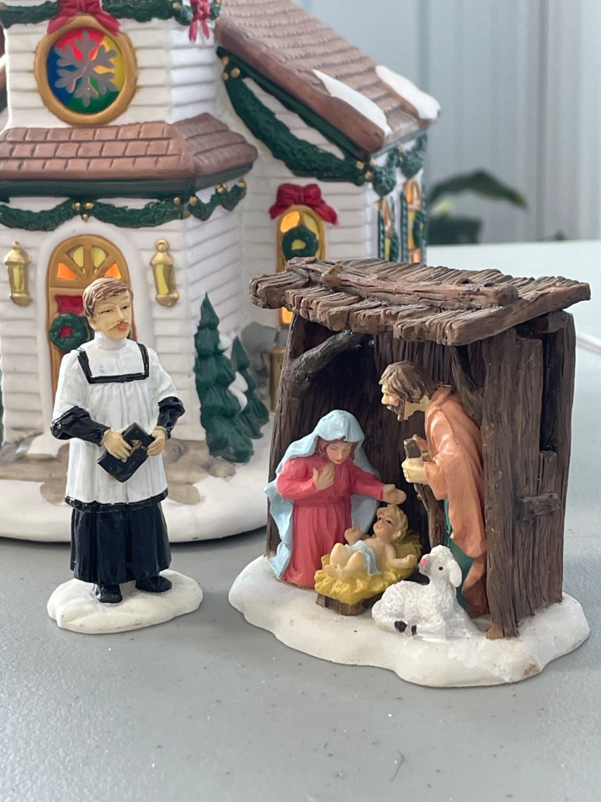 Snowflake Falls Lighted Church Set Christmas Holiday Village 8 Piece Figurines