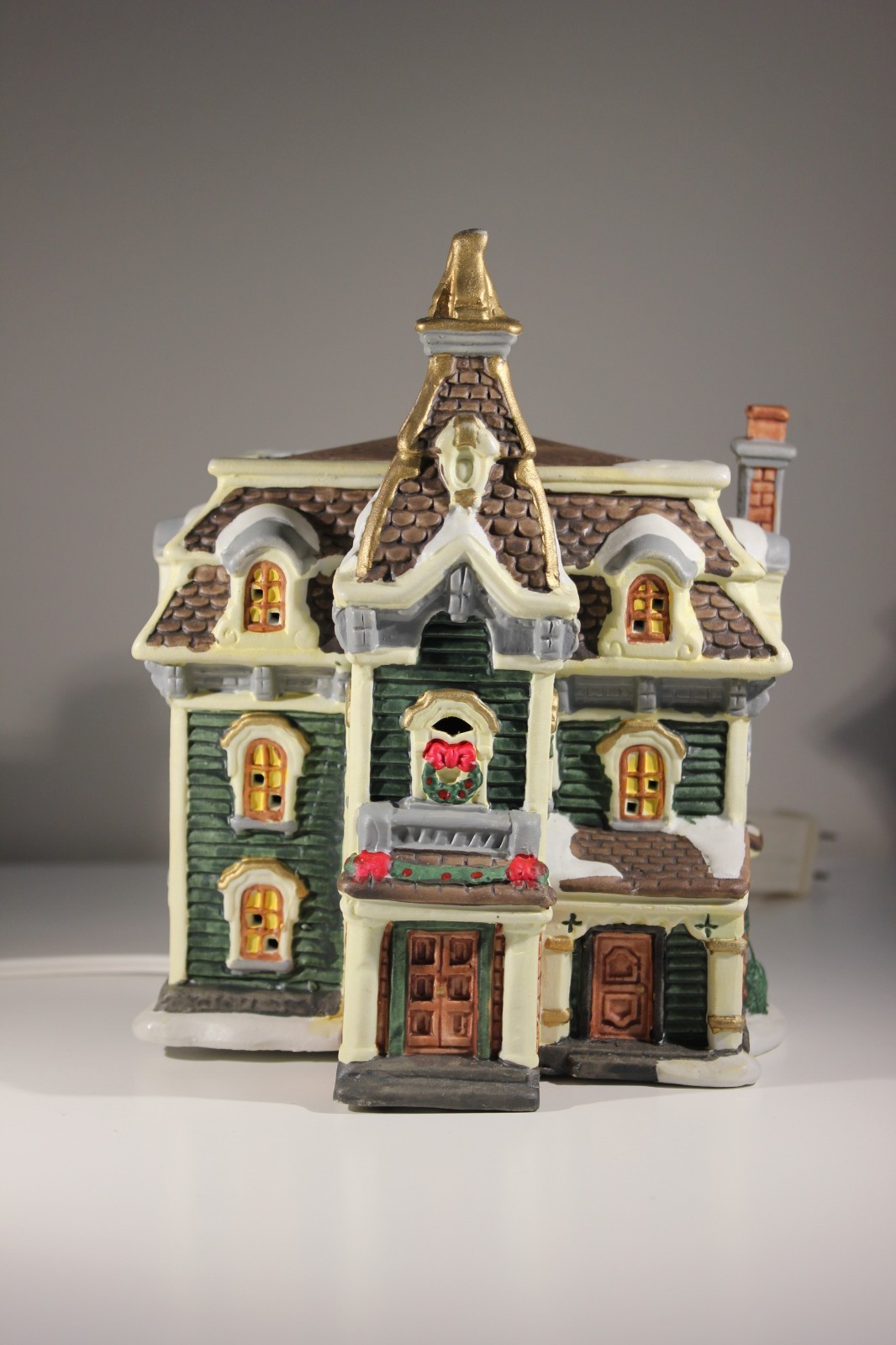 Lot of 2 Winter Valley Villages Porcelain Lighted Houses