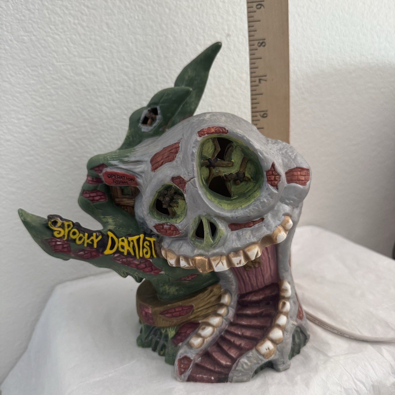 Vintage Collins Spooky Dentist Halloween Lighted Ceramic Skull Village House