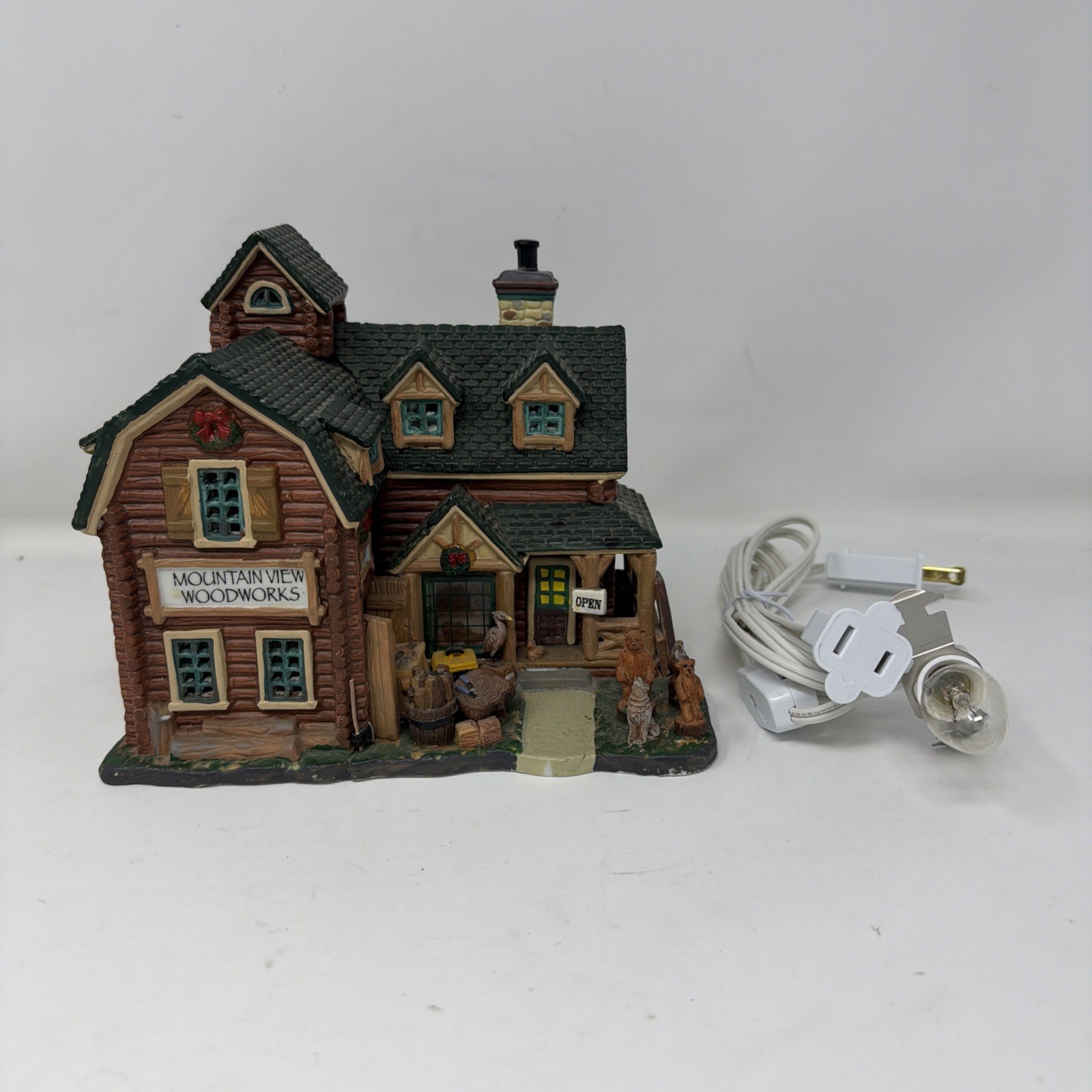 Lemax Vail Christmas Village Mountain View Woodworks Studio Lighted House No Box