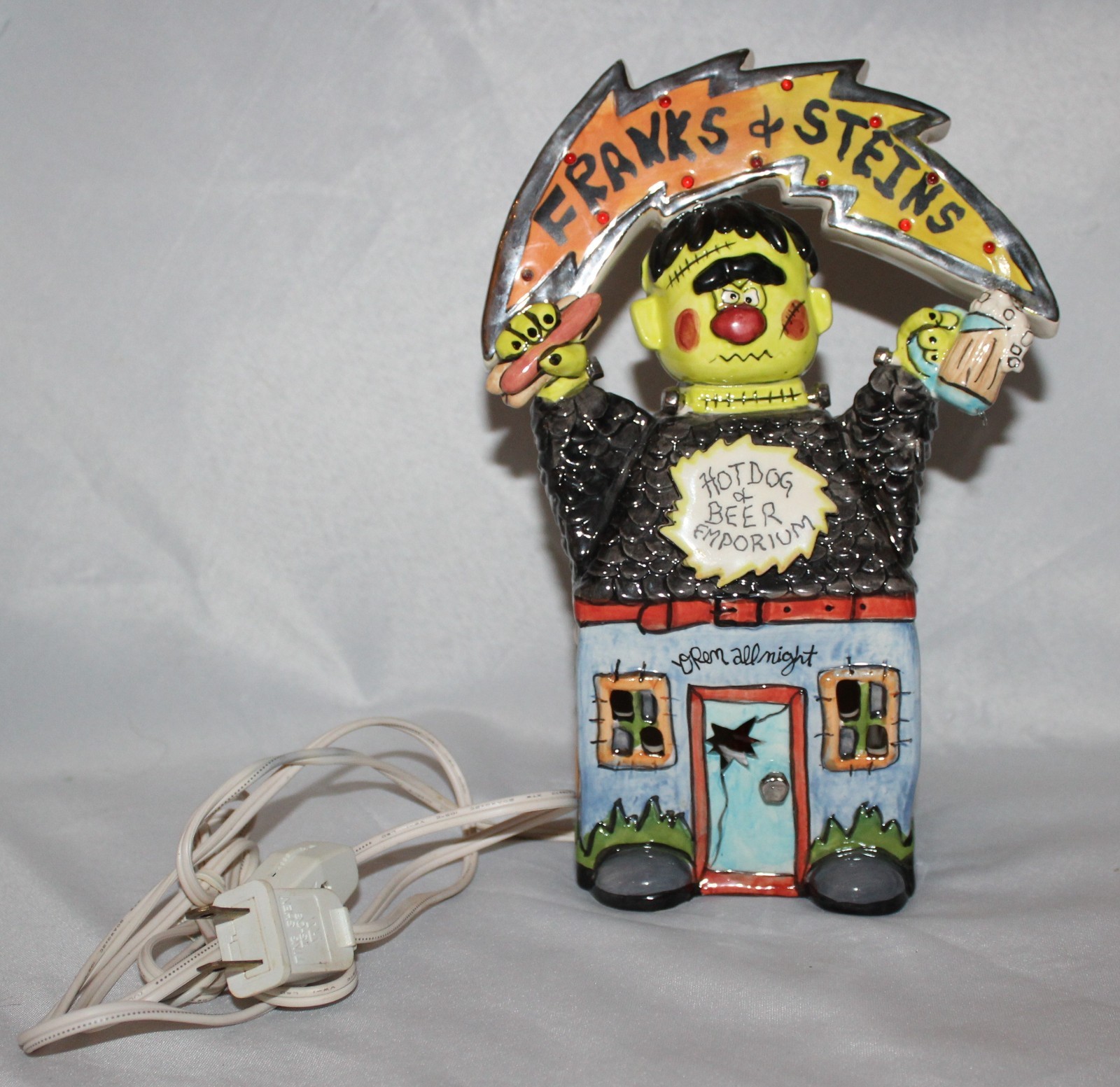 Blue Sky Clayworks 2004 Franks & Steins Hotdog Beer Emporium Light Up House