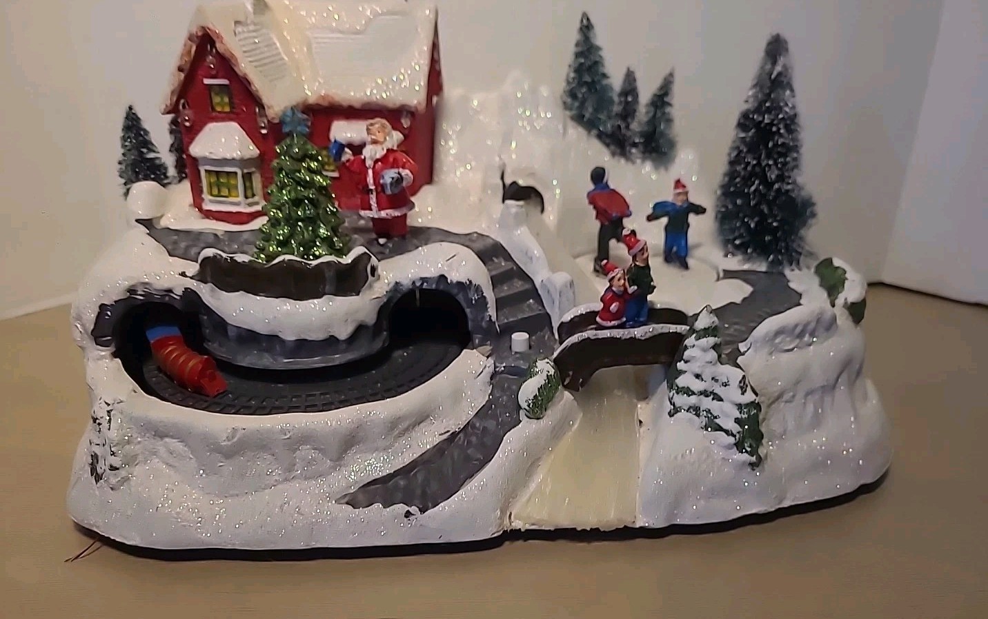 Animated Musical Christmas Santa’s Village Skaters Train Light Up Works