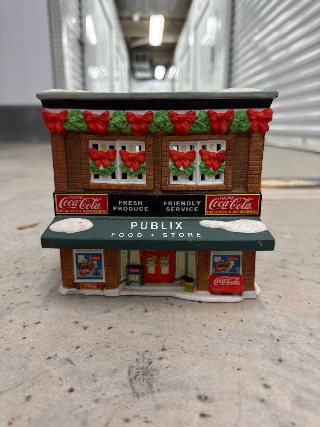 Vintage Coca-Cola Town Square Collection Publix Food Store Lighted Building No.