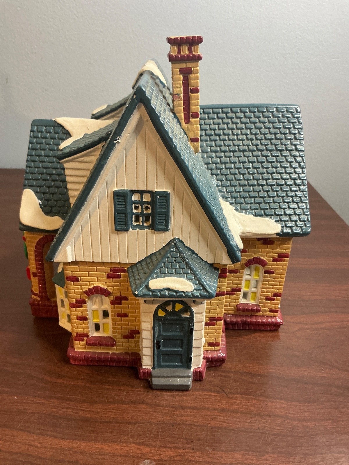 Lovely Department 56 The Original Snow Village – Double Bungalow – No Light/Cord