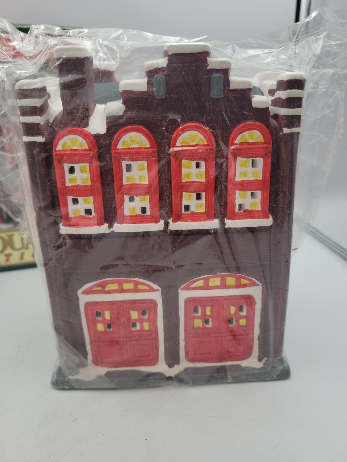 Coca-Cola 1995 Town Square Collection Xmas Village Lighted Bottling Company New