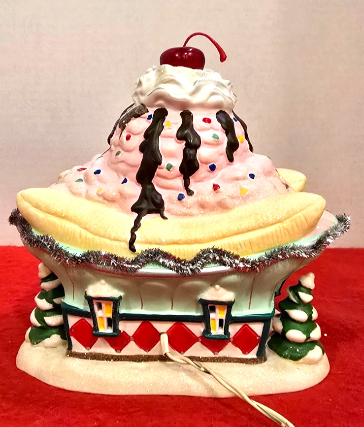 DEPT. 56 NORTH POLE SERIES SANTA’S SWEET SHOP NANA SPLIT’S ICE CREAM PARLOR