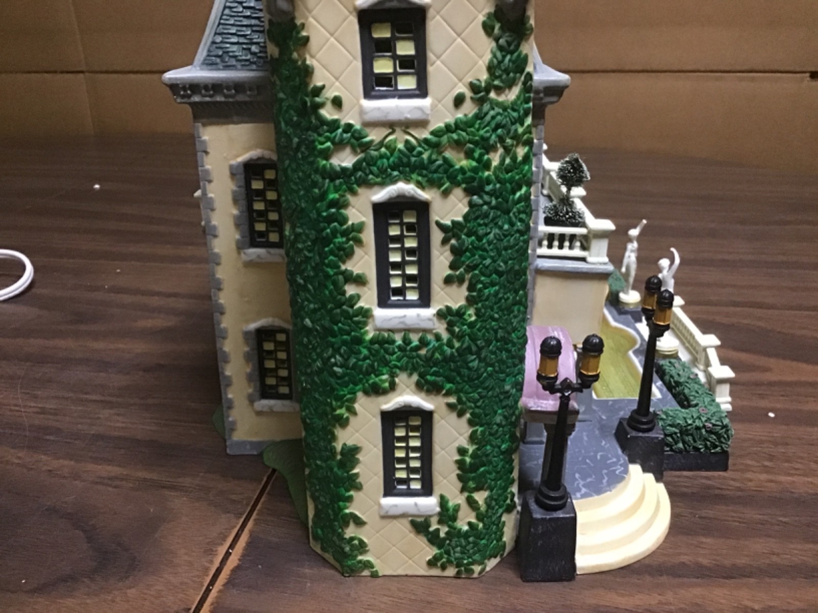 Dept 56 Literary Classics #58939 The Great Gatsby West Egg Mansion 1999 EUC
