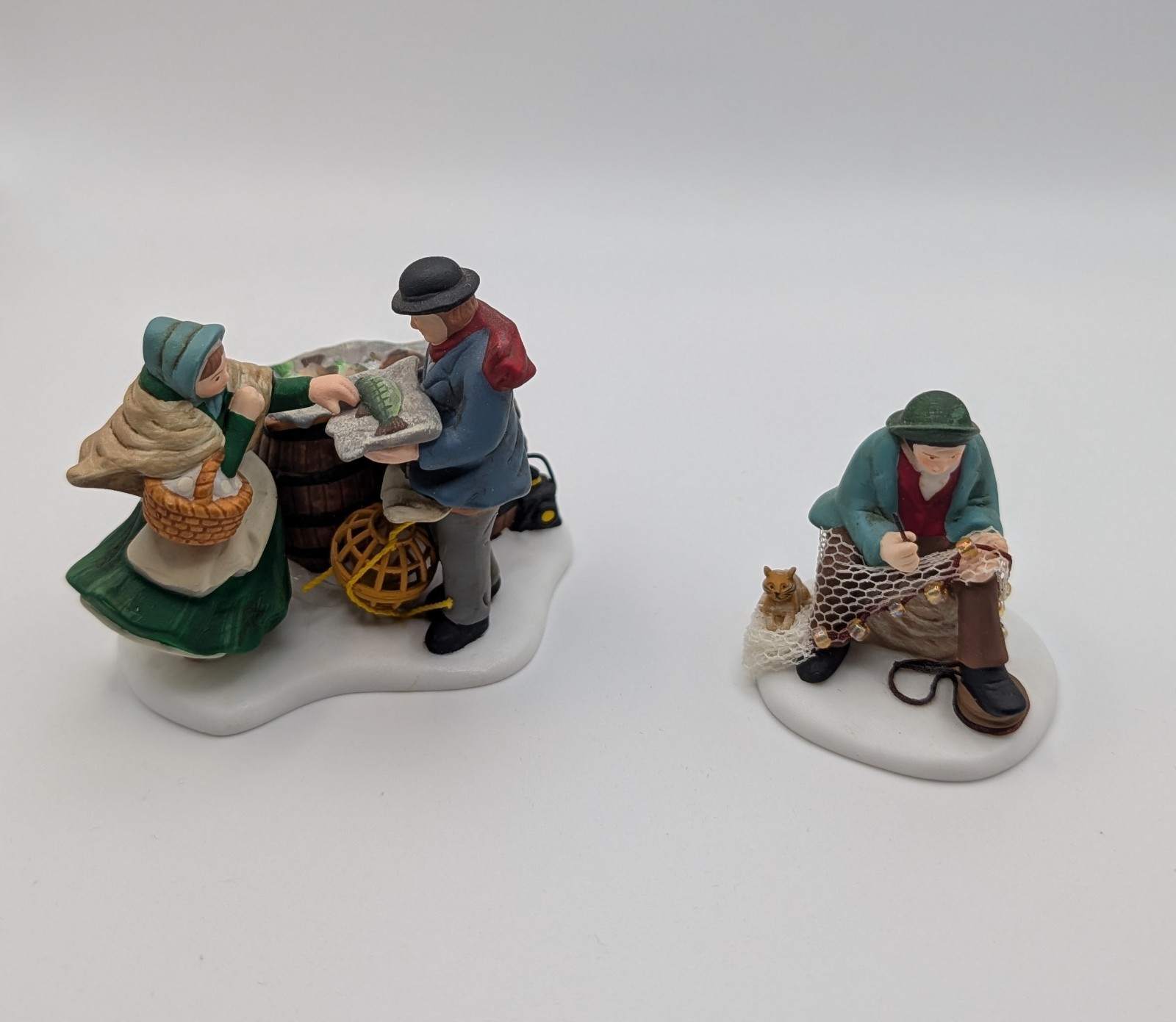 Dept 56 Dickens Village A Good Day’s Catch 56.58420 Fish Market Ceramic Figures