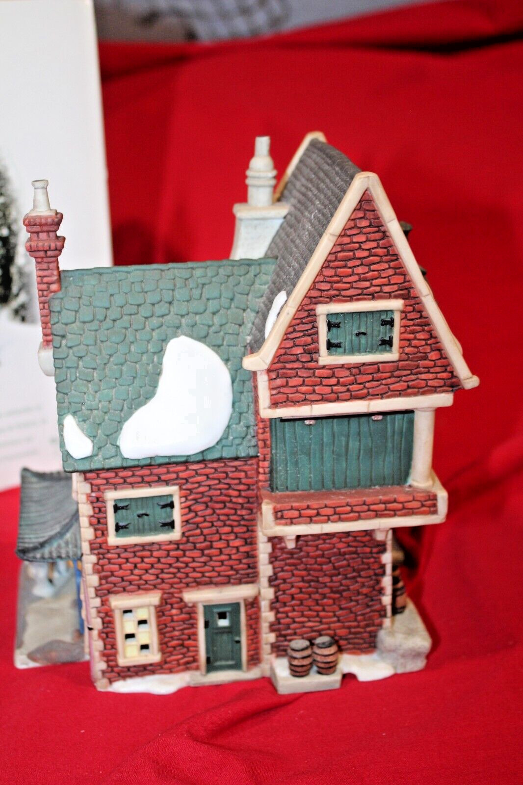 #44 Dept 56 Dickens Village – The China Trader – #56.58447