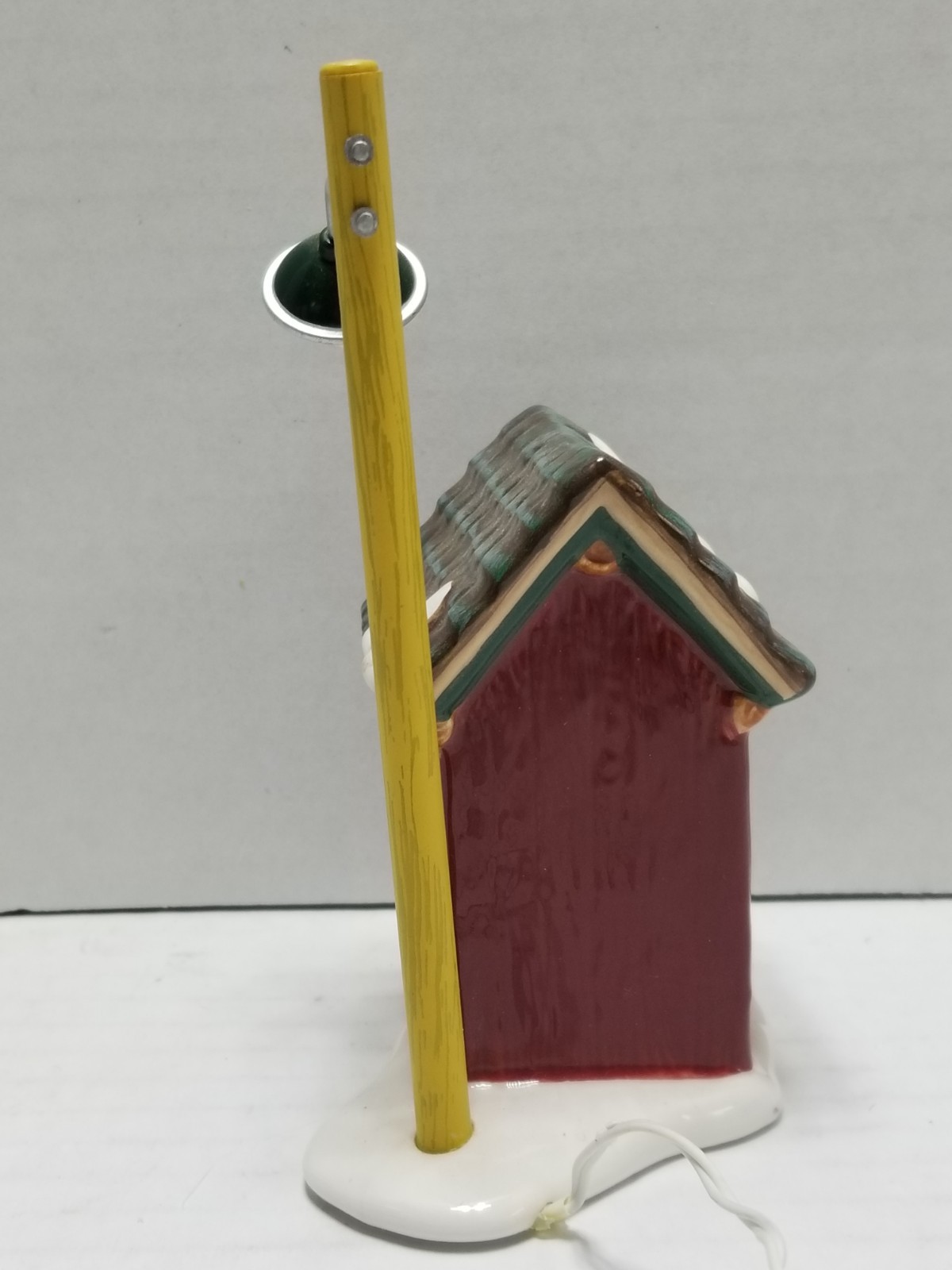 Dept 56 The Original Snow Village Backwoods Outhouse Accessory 1999 *As Is*