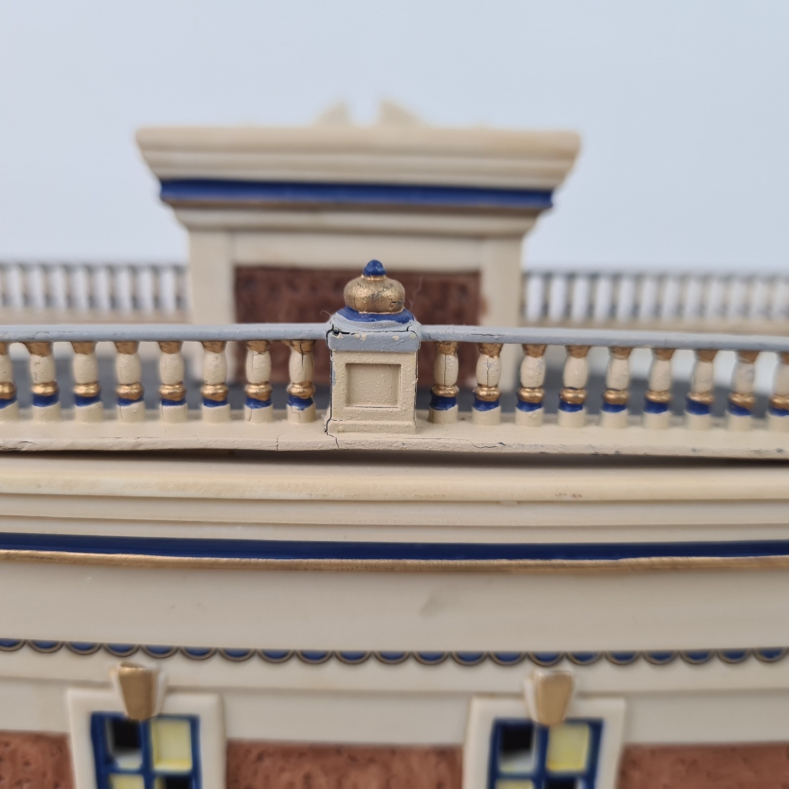 🚨 Department 56 “Lenox China Shop” 59263 Christmas In The City Lighted Building