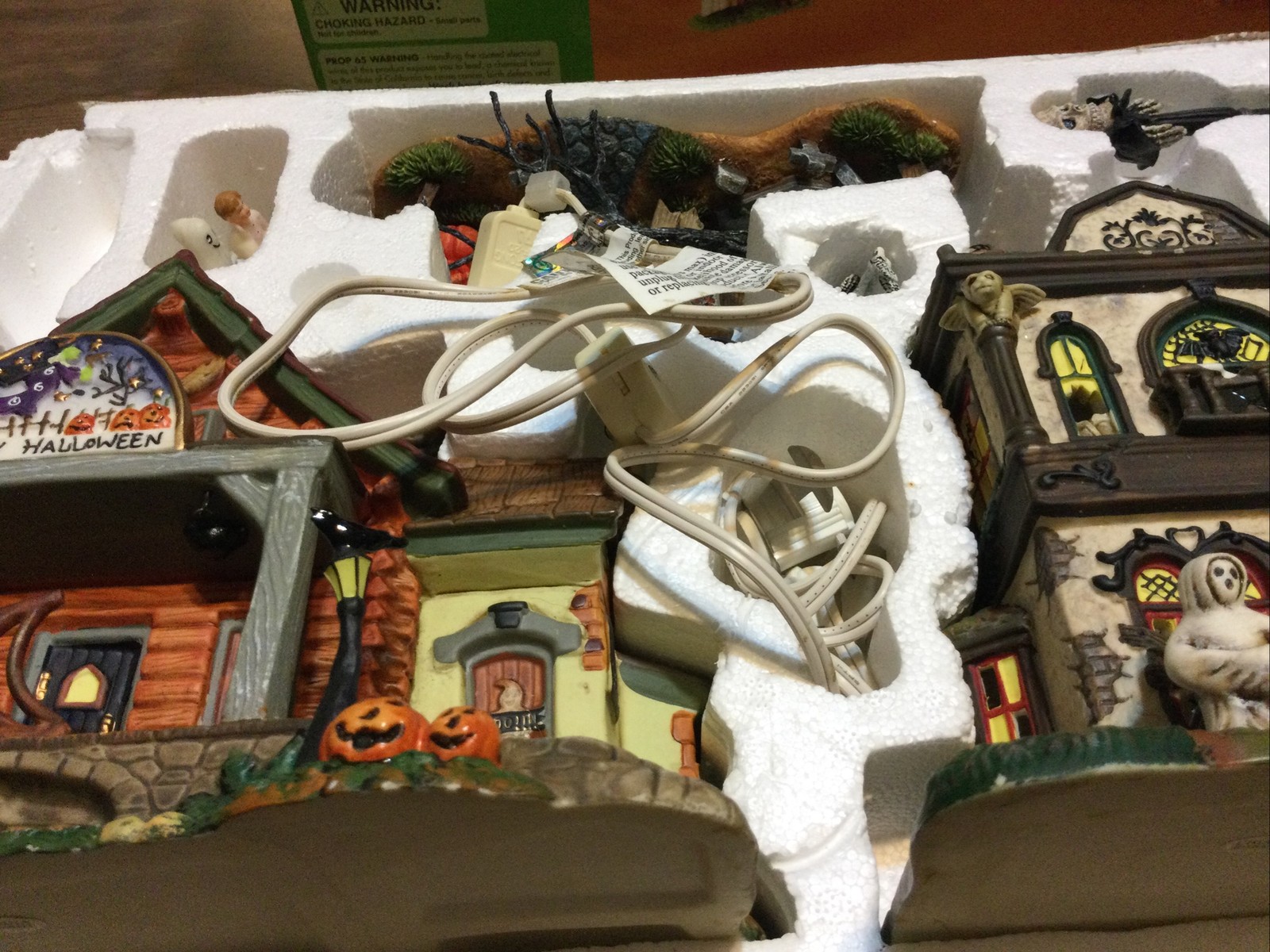 7 Piece Halloween Village Set Spooky Porcelain Lighted Houses Wal-mart Dept. 18.